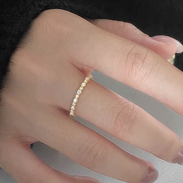 A-ROCH-925 Sterling Silver Rhinestone Ring