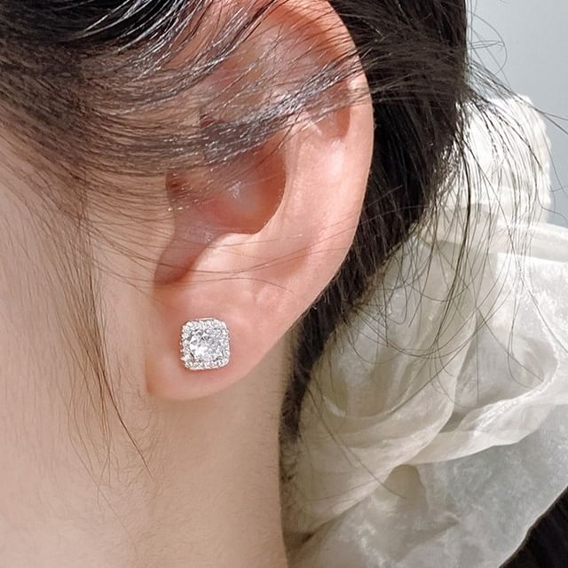 A-ROCH-925 Sterling Silver Square Rhinestone Stud Earring