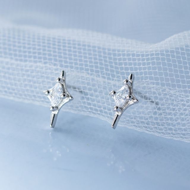 A-ROCH-925 Sterling Silver Star Rhinestone Stud Earring