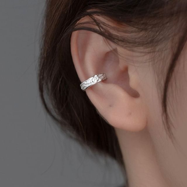 A-ROCH-925 Sterling Silver Textured Ear Cuff
