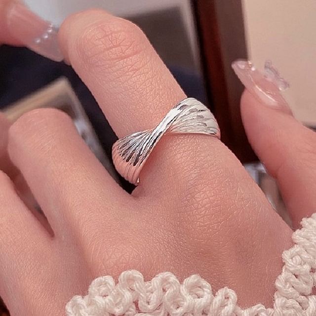 A-ROCH-925 Sterling Silver Twisted Open Ring