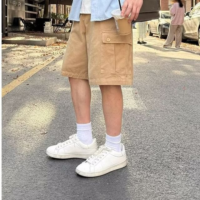Acrius-Mid Rise Plain Cargo Shorts