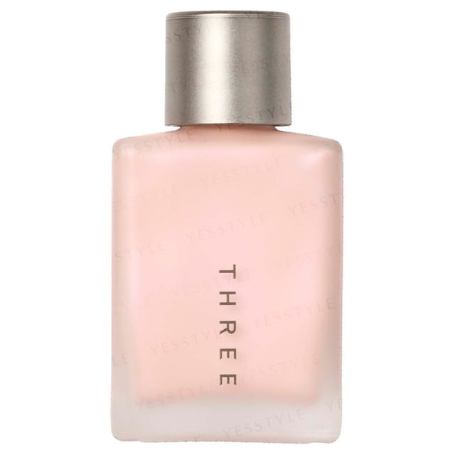 ACRO-THREE Quiet Glow X01 Petal Cloud