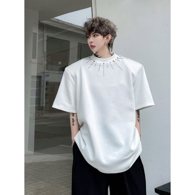 Adothuiastic-Elbow-Sleeve Crewneck Studded T-Shirt
