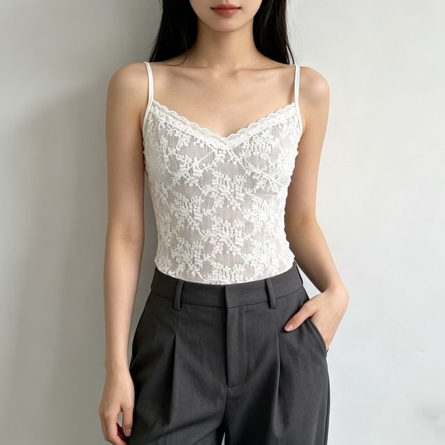 Allinya-V-Neck Lace Slim Fit Crop Camisole Top