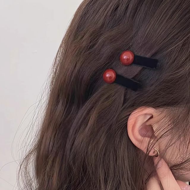 Allyrinta-Bead Hair Clip