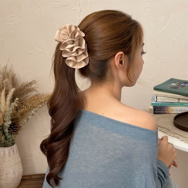 Allyrinta-Plain Ruffle Fabric Hair Claw Clip