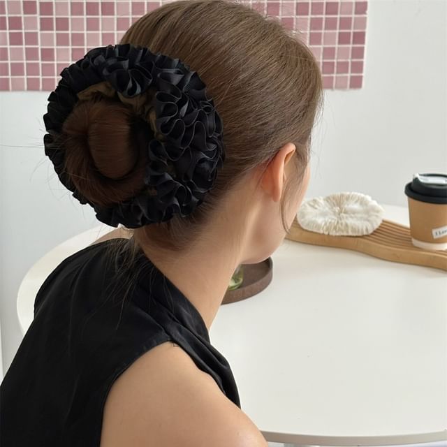 Allyrinta-Two Tone Ruffled Scrunchie