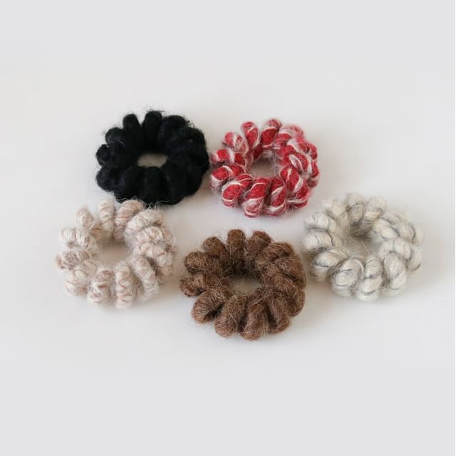 Allyrinta-Yarn Spiral Hair Tie