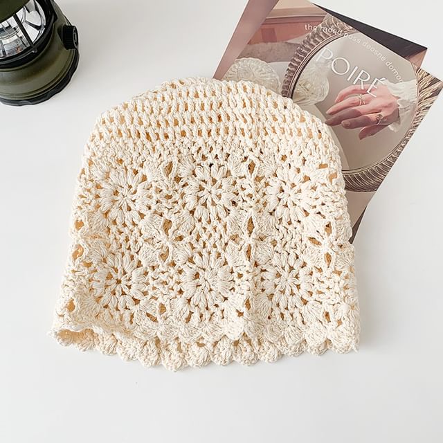 Amandier-Plain Crochet Beanie