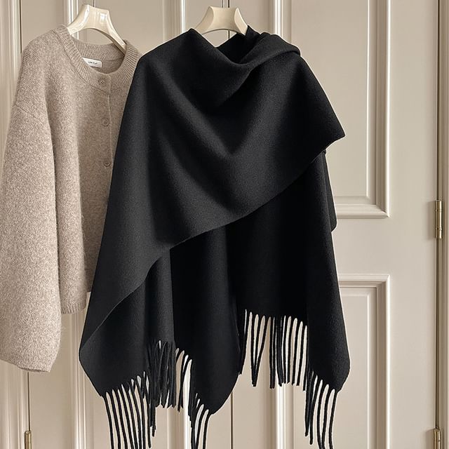 Amandier-Plain Fringed Shawl