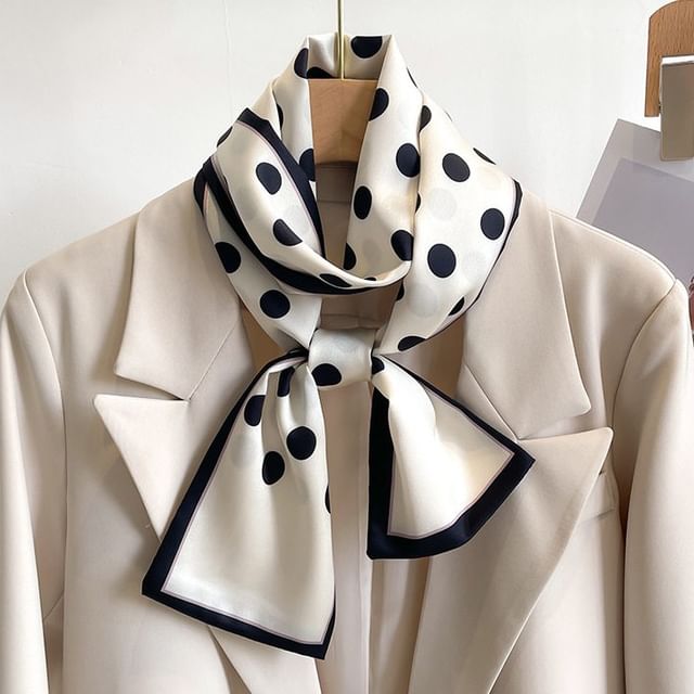 Amandier-Polka Dot Contrast Trim Scarf