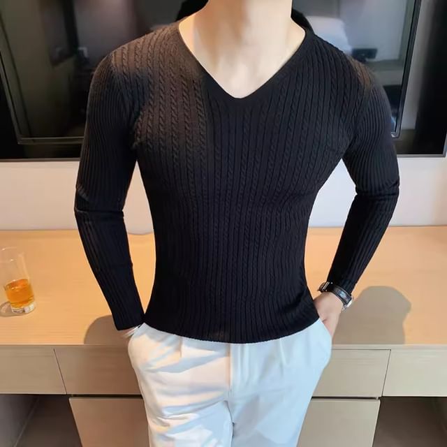 Andrei-Long-Sleeve V-Neck Plain Cable Knit Top