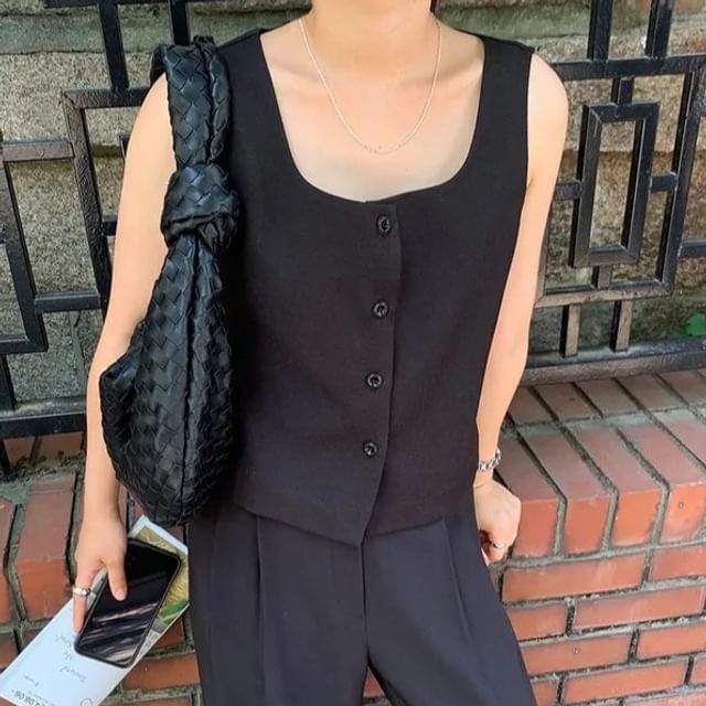 ANORA-Sleeveless Plain Asymmetrical Blouse