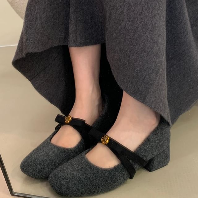 Anran-Low Heel Plain Mary Jane Pumps