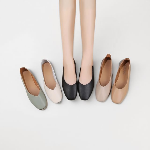Anran-Plain Faux Leather Flats