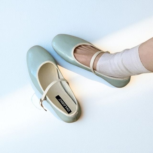 Anran-Two Tone Mary Jane Flats