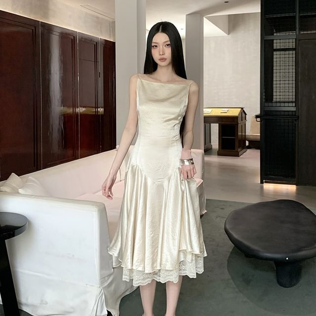 Arabesquito-Spaghetti Strap Layered Plain Midi A-Line Dress