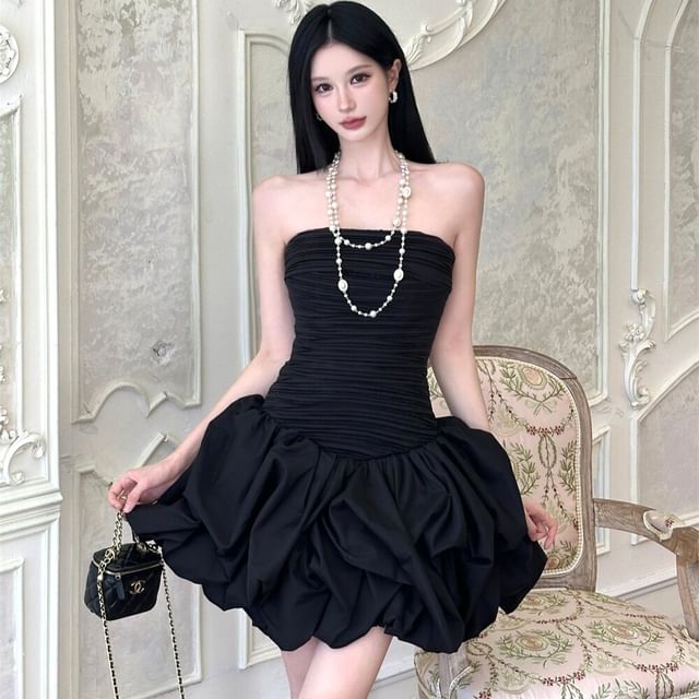 Arabesquito-Strapless Plain Ruched Bubble Hem Mini A-Line Dress