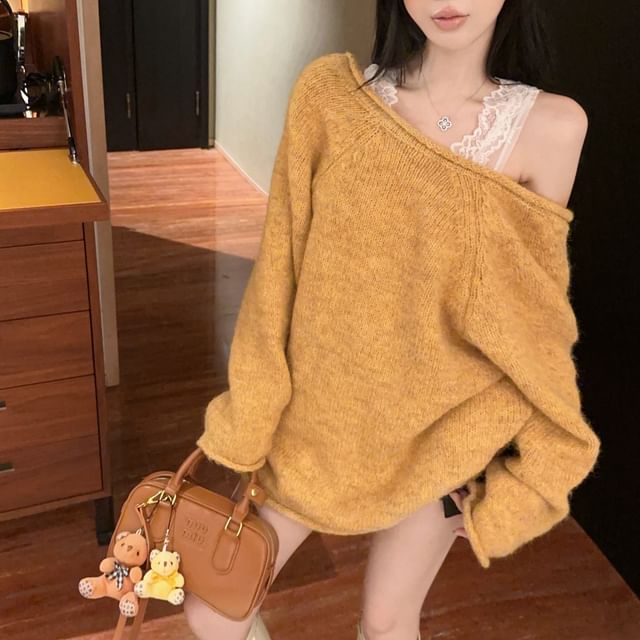 Arabesquito-V-Neck Lace Panel Plain Sweater