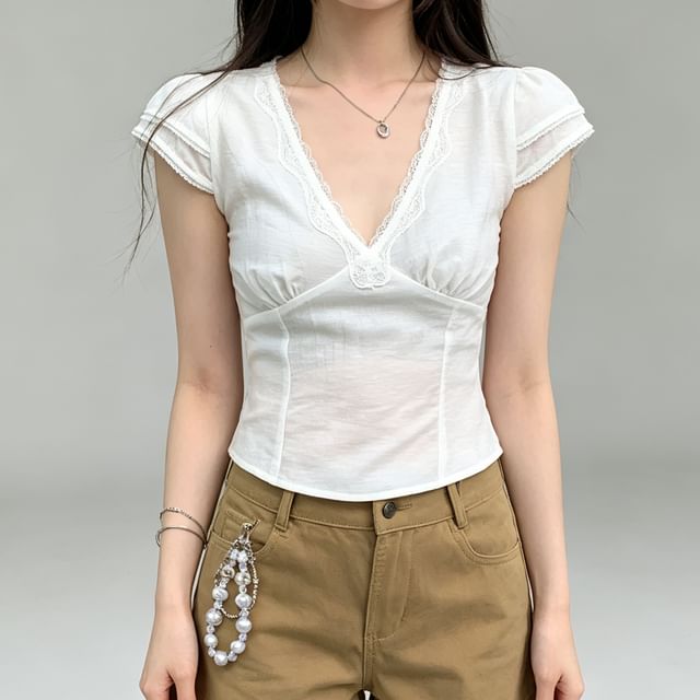 Asiris-Cap-Sleeve V-Neck Lace Trim Plain Crop Top