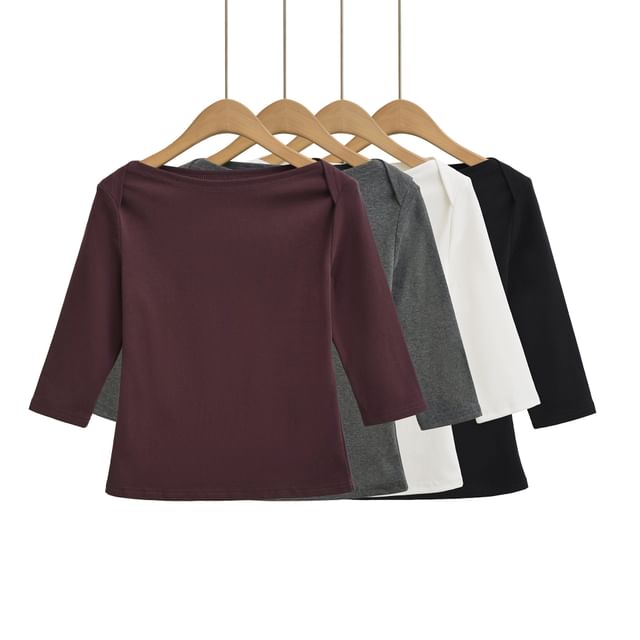 Asiris-Elbow Sleeve Boat Neck Plain Top