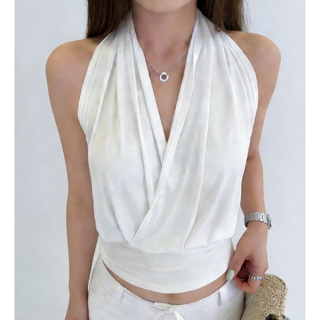 Asiris-Halter V-Neck Plain Ruched Crop Top