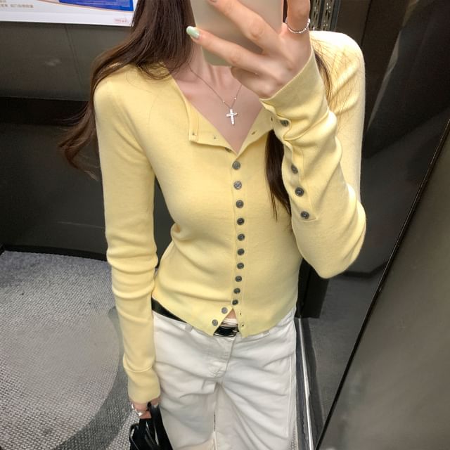 Asiris-Long-Sleeve Button-Up Plain Knit Top
