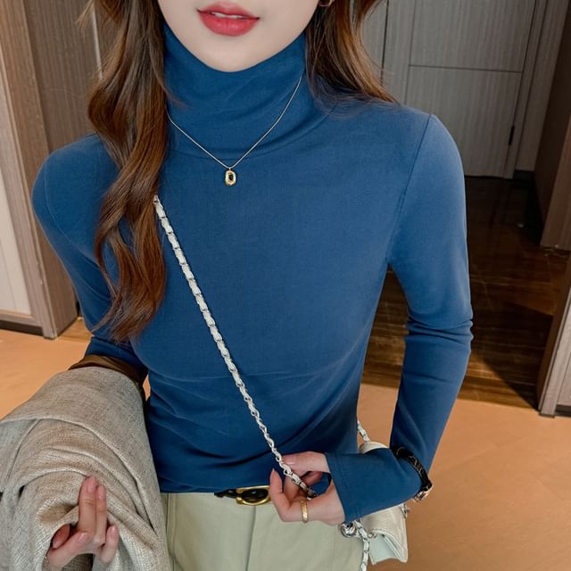 Asiris-Long-Sleeve Mock Neck Plain T-Shirt