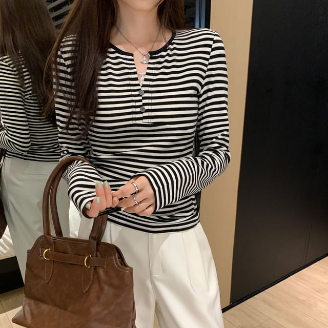 Asiris-Long-Sleeve Notched Striped Top