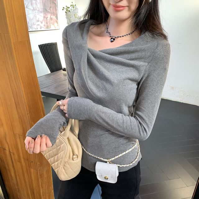 Asiris-Long Sleeve Off Shoulder Plain Top