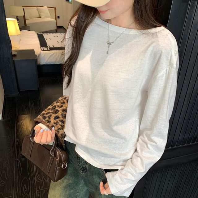 Asiris-Long-Sleeve Round Neck Plain T-Shirt