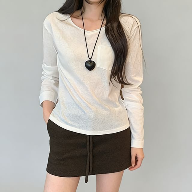 Asiris-Long Sleeve V-Neck Plain Pocketed T-Shirt