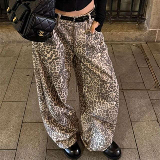 Asiris-Low Rise Leopard Print Wide Leg Jeans