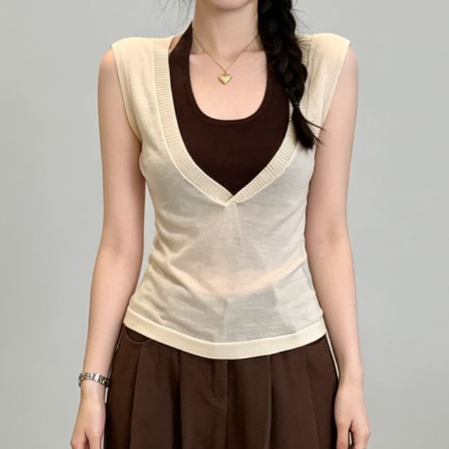 Asiris-Mock Two-Piece Halter Neck Two Tone Slim Fit Knit Top