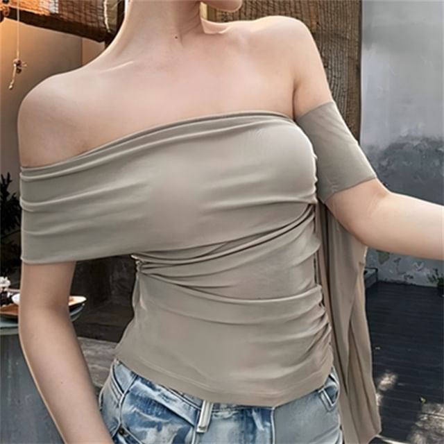 Asiris-Off Shoulder Asymmetric Plain Slim-Fit Top