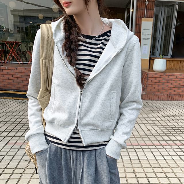 Asiris-Plain Zip-Up Crop Hoodie