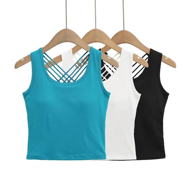 Asiris-Scoop Neck Plain Strappy Open Back Crop Tank Top