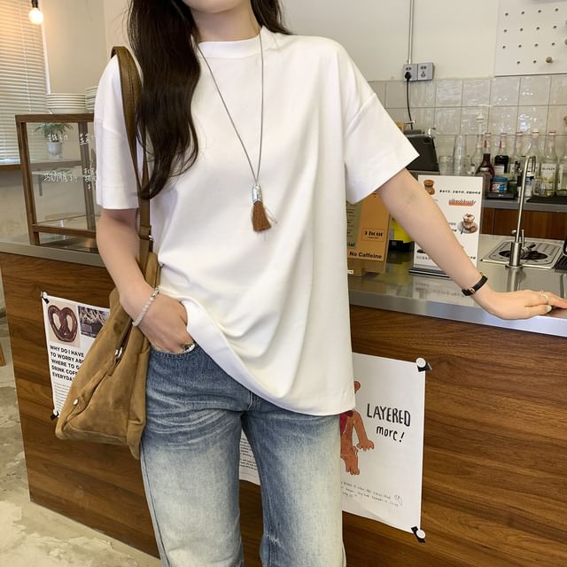 Asiris-Short Sleeve Round Neck Plain Ruched Tee