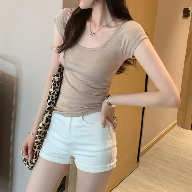 Asiris-Short-Sleeve Scoop Neck Plain T-Shirt