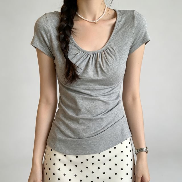 Asiris-Short-Sleeve U-Neck Plain T-Shirt