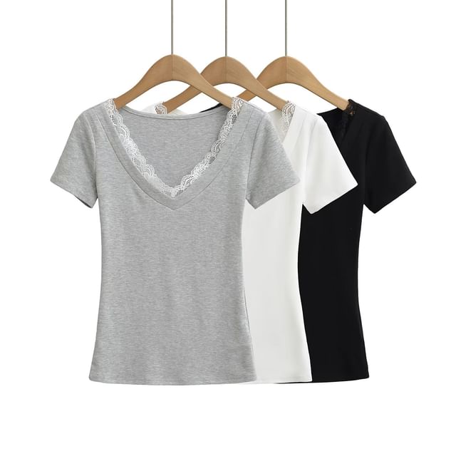 Asiris-Short-Sleeve V-Neck Plain Lace Trim Tee