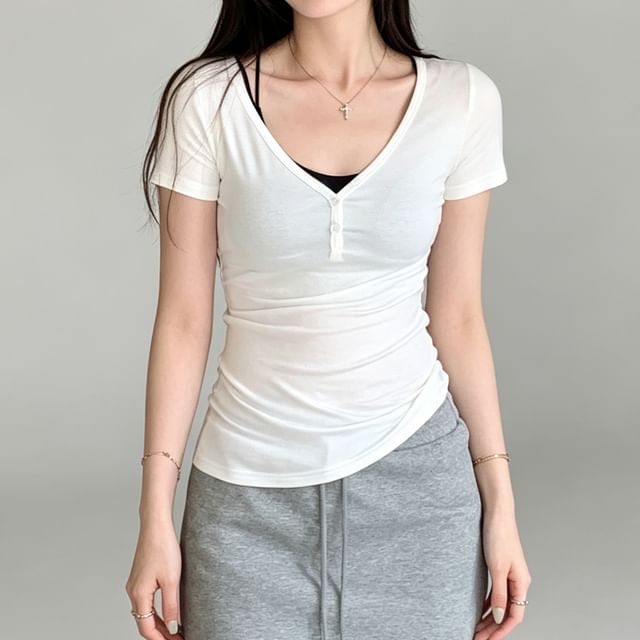 Asiris-Short-Sleeve V-Neck Plain T-Shirt