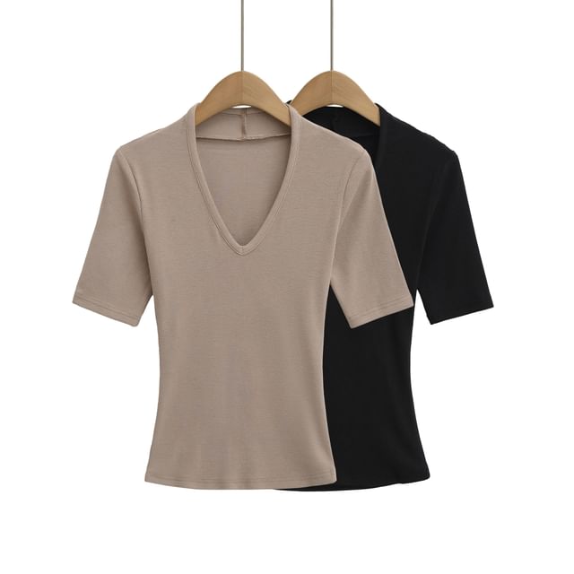 Asiris-Short-Sleeve V-Neck Plain Tee
