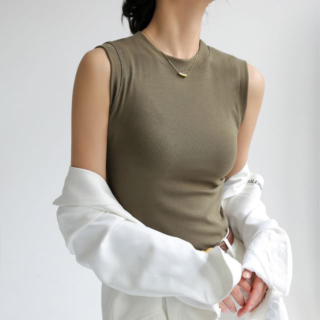 Asiris-Sleeveless Crew Neck Plain T-Shirt