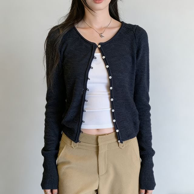 Asiris-V-Neck Plain Cardigan