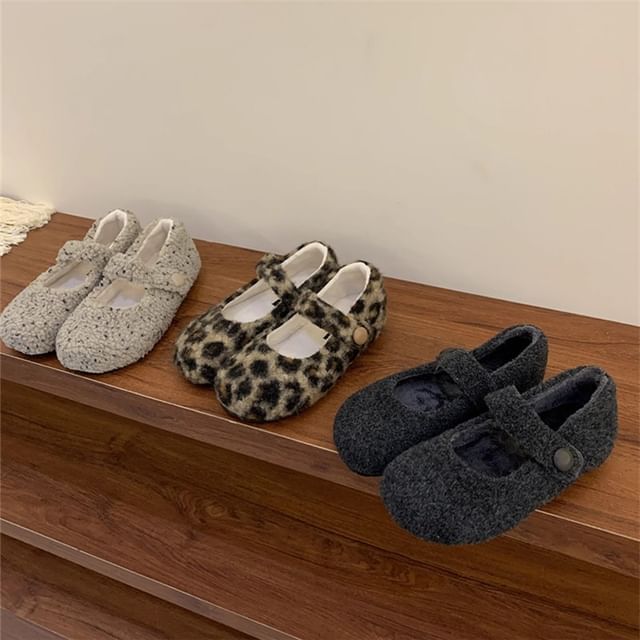 Asterisk-Fleece Mary Jane Shoes