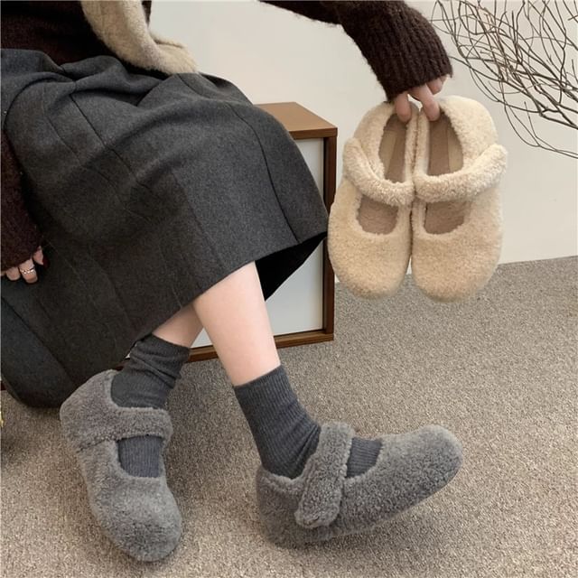 Asterisk-Fleece Platform Mary Jane Shoes