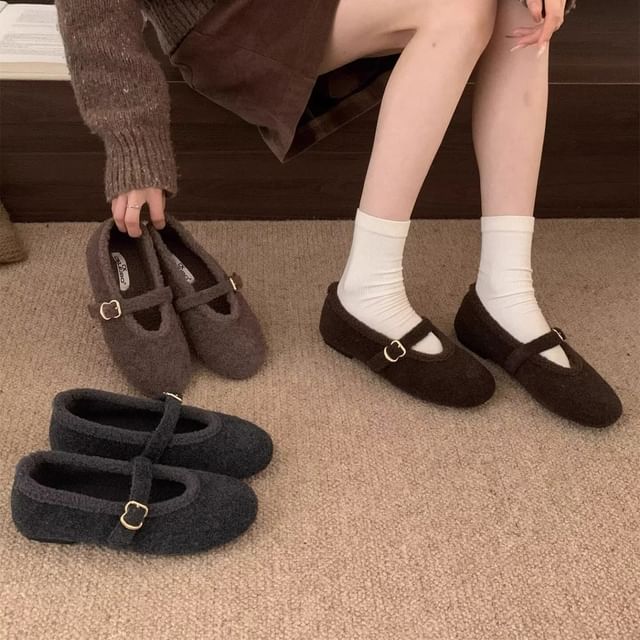 Asterisk-Plain Fleece Trim Mary Jane Shoes