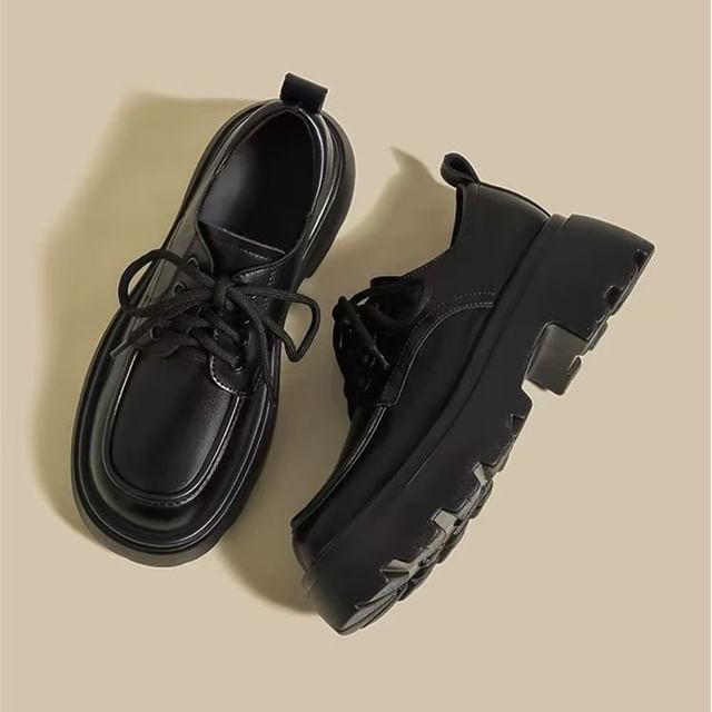 Asterisk-Platform Lace Up Shoes